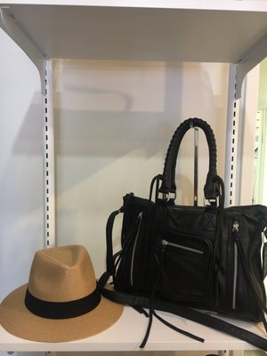 GRAMERCY BOUTIQUE by null