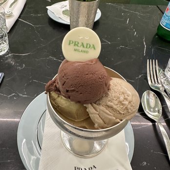 Prada Caffe In Harrods - Cafes Near Me - London, XGL Prada Caffe In Harrods - Cafes Near Me - London, XGL