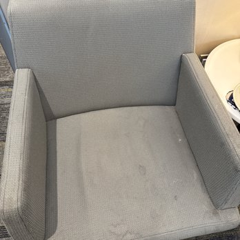 Aspire Lounge - Dirty lounge chairs - Airport Lounges Near Me - Ontario, California Aspire Lounge - Dirty lounge chairs - Airport Lounges Near Me - Ontario, California