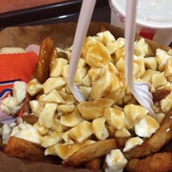 Labelle - Large, squeaky, layered poutine.