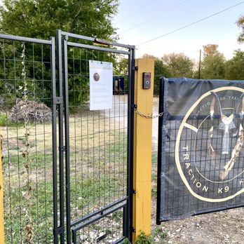 Traction K9 Kennels - Pet Boarding Near Me - Austin, Texas Traction K9 Kennels - Pet Boarding Near Me - Austin, Texas