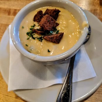 Schlafly Bottleworks - Beer Cheese Soup - DELICIOUS. Vegetarian! - Brewpubs Near Me - Maplewood, Missouri Schlafly Bottleworks - Beer Cheese Soup - DELICIOUS. Vegetarian! - Brewpubs Near Me - Maplewood, Missouri