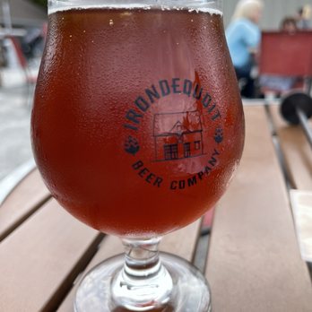 Irondequoit Beer Company - Equinox (Marzen) - Breweries Near Me - Rochester, New York