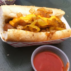 Akroteria Outdoor Food Court - Border 'dawg @ Steaks 'Up