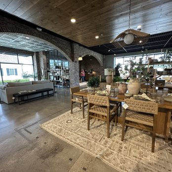 Magnolia Home - Browsing! 3/3/25 - Furniture Stores Near Me - Waco, Texas Magnolia Home - Browsing! 3/3/25 - Furniture Stores Near Me - Waco, Texas