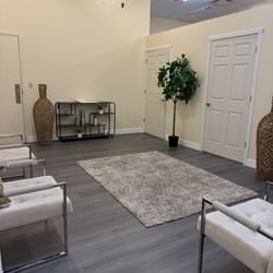 Balmor Day Spa - Waiting room
