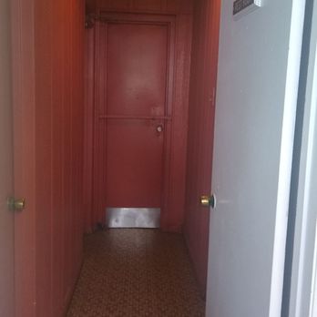 Burger Box - Hallway to Restrooms. - Burgers Near Me - Fort Worth, Texas