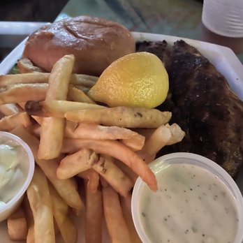 Schooner Wharf Bar - Seafood Near Me - Key West, Florida Schooner Wharf Bar - Seafood Near Me - Key West, Florida