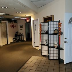 Absecon Massage & Spa - Some of the decor in the lobby.