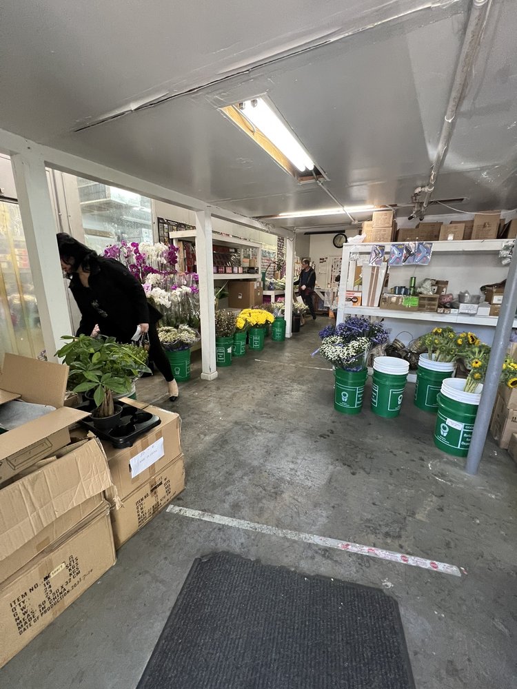 UTOPIA IMPORT FLOWERS Updated October 2024 21 Photos 17110 39th