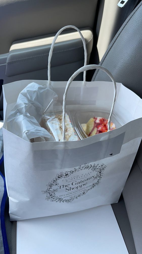 The Gateaux Shoppe 117 Photos 69 Reviews Patisserie Cake Shop 5557 E Santa Ana Canyon Anaheim Ca Phone Number Menu