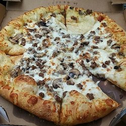 Domino's Pizza - This was supposed to be a Large Brooklyn Pizza with extra cheese, extra beef, and mushrooms.
