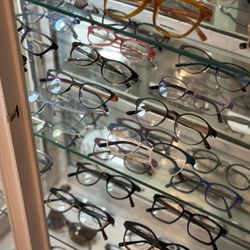 Sunny Eye Shop - Sale section