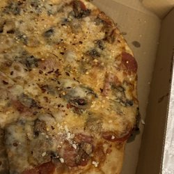 River Tavern Pizza - BUCKY'S SPECIAL