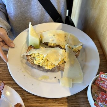 Metro Cafe - Eggs Scramble - New American Near Me - Culver City, California Metro Cafe - Eggs Scramble - New American Near Me - Culver City, California