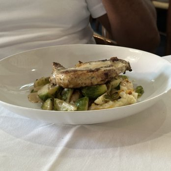 A'Bouzy - The Airline Chicken - Champagne Bars Near Me - Houston, Texas
