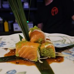 Kobe Sushi - Wasabi salmon