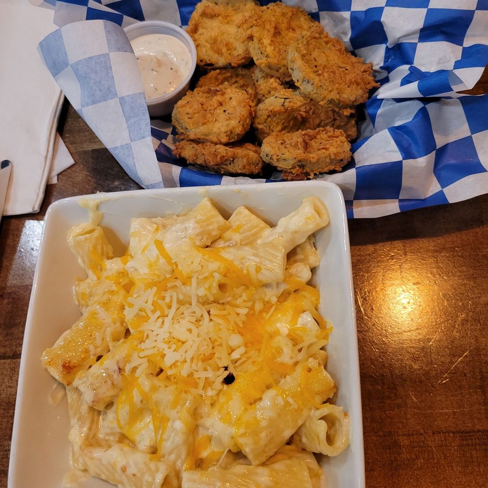Aviator Brew Hub - Mac & Cheese, Fried Pickles - Breweries Near Me - Stewartstown, Pennsylvania Aviator Brew Hub - Mac & Cheese, Fried Pickles - Breweries Near Me - Stewartstown, Pennsylvania