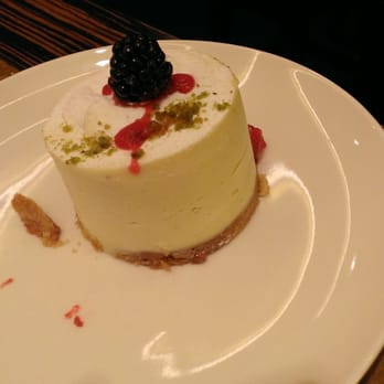 L'Eto Caffe - Ricotta cheesecake - Cafes Near Me - London, XGL