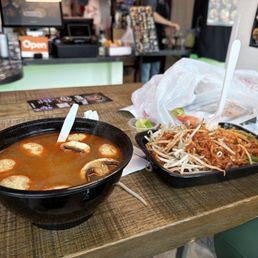 Tom Yum - Soup and Pad Thai