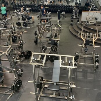 Gold's Gym - Gyms Near Me - Smithtown, New York Gold's Gym - Gyms Near Me - Smithtown, New York