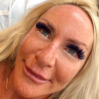Glorious Aesthetics - Megavolume lash extensions set with black and blue lash extensions - Eyelash Service Near Me - Huntington Beach, California Glorious Aesthetics - Megavolume lash extensions set with black and blue lash extensions - Eyelash Service Near Me - Huntington Beach, California