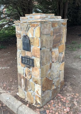 Mailbox wash - The first thing you see when passing this beautiful home is a beautiful stone slab mailbox. It had been a while since it had a good bath. With our services, we made it look brand new!