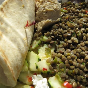Tower Cafe - Curry Chicken Flatbread with Lentils - Breakfast & Brunch Near Me - Sacramento, California Tower Cafe - Curry Chicken Flatbread with Lentils - Breakfast & Brunch Near Me - Sacramento, California