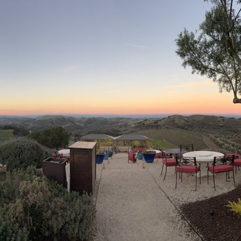 DAOU Vineyards - Wineries Near Me - Paso Robles, California DAOU Vineyards - Wineries Near Me - Paso Robles, California