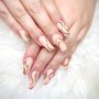 Vic's Nails & Spa