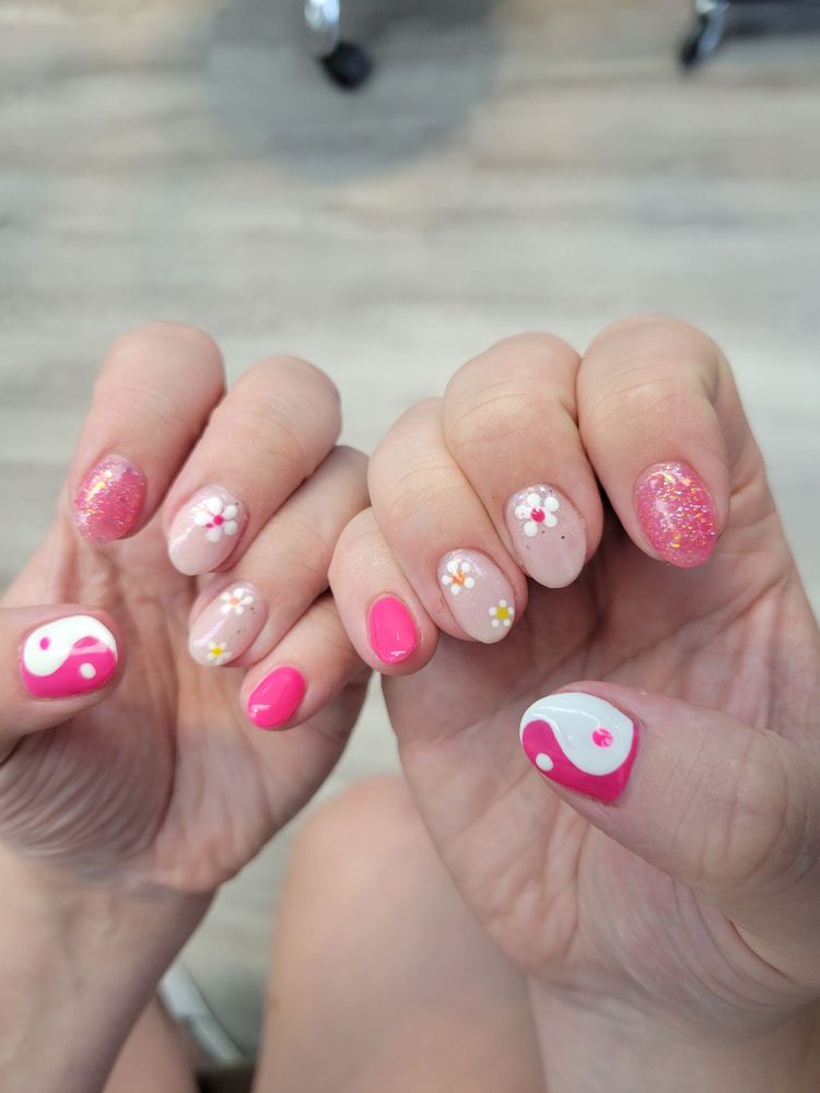 MYSTIC NAILS & SPA