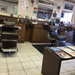 Vince Barber Shop - Chair of the master!