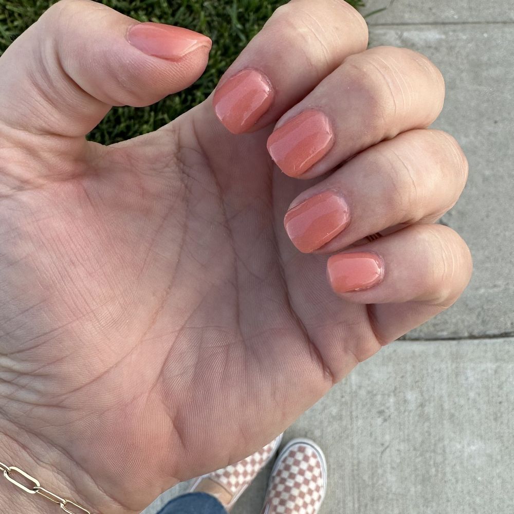 Tami's - Nail Salons Near Me - Long Beach, California