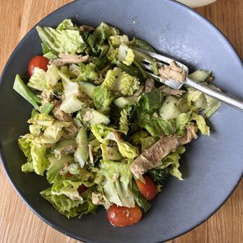 Limewood Bar & Restaurant - Roasted chicken salad ($28.00!!) Shredded grayish chicken pieces and lacking flavor - New American Near Me - Berkeley, California