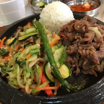 Bibimbowl - Sizzling pan with beef bugogi. - Korean Near Me - Sunnyvale, California Bibimbowl - Sizzling pan with beef bugogi. - Korean Near Me - Sunnyvale, California