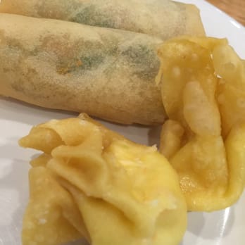 Sakura Buffet - Cream cheese wontons and eggrolls - Buffets Near Me - Lancaster, California
