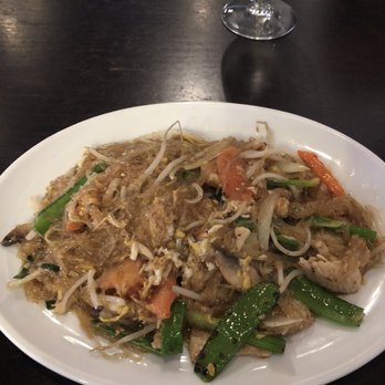 Basil - Pad woon sen - Thai Near Me - North Charleston, South Carolina Basil - Pad woon sen - Thai Near Me - North Charleston, South Carolina