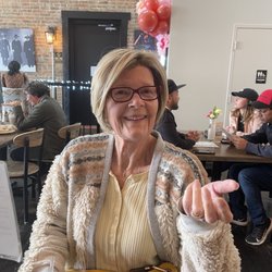 Top This Wigs - Loving her new wig!