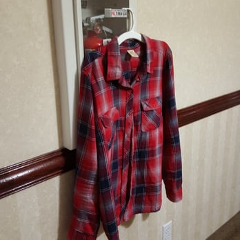 Holiday Inn Express Toledo-Oregon - Worker clothing in the hallway - Hotels Near Me - Oregon, Ohio