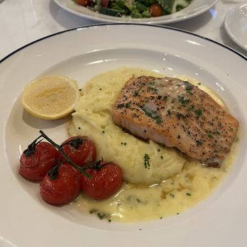 The Tavern - Salmon - Sports Bars Near Me - Las Vegas, Nevada The Tavern - Salmon - Sports Bars Near Me - Las Vegas, Nevada