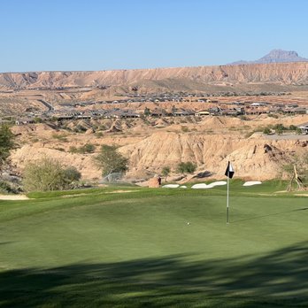 Wolf Creek Golf Club - Green on 10, opening up with a birdie for our group. - Golf Near Me - Mesquite, Nevada