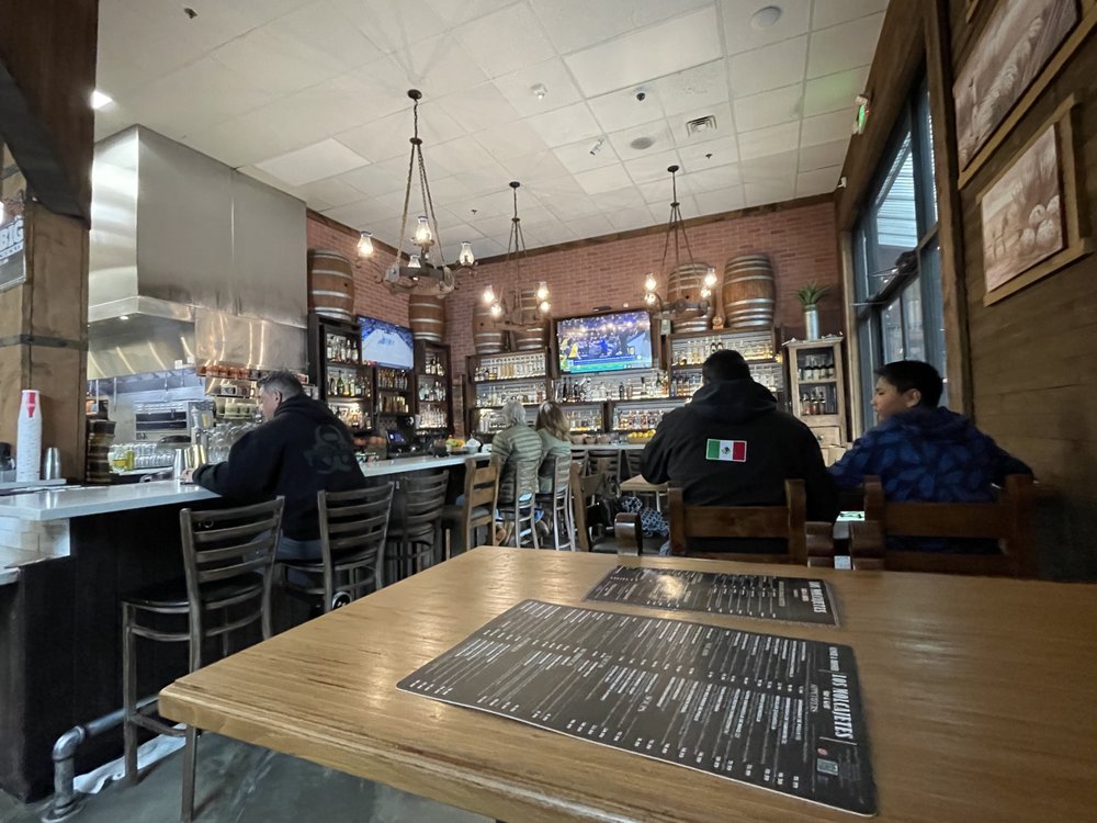 Los Molcajetes Bar & Grill - Photo 2