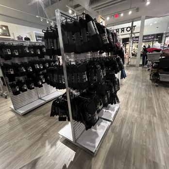 Torrid - Accessories Near Me - Roseville, Michigan