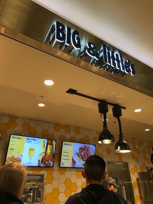 BIG & littles Restaurant by null