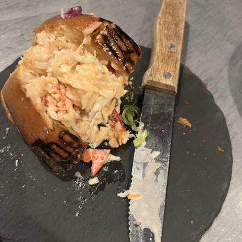 Pour Company - Lobster roll - New American Near Me - Fullerton, California Pour Company - Lobster roll - New American Near Me - Fullerton, California