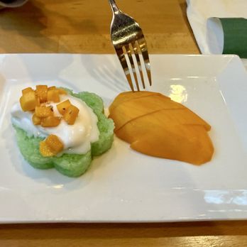 Kiin Imm Thai Restaurant - Vienna - Mango Sticky Rice - Thai Near Me - Vienna, Virginia Kiin Imm Thai Restaurant - Vienna - Mango Sticky Rice - Thai Near Me - Vienna, Virginia