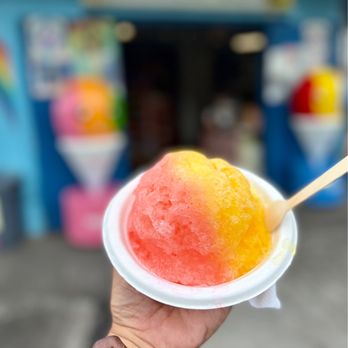 Waiola Shave Ice - Guava & Lilikoi with Vanilla Ice Cream! In honor of Kyra & Janice ;) I guess the Vanilla reps me :D - Ice Cream & Frozen Yogurt Near Me - Honolulu, Hawaii Waiola Shave Ice - Guava & Lilikoi with Vanilla Ice Cream! In honor of Kyra & Janice ;) I guess the Vanilla reps me :D - Ice Cream & Frozen Yogurt Near Me - Honolulu, Hawaii