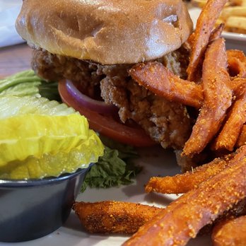 Puckett's Restaurant - Chicken Sandwich , Grilled or Fried - Barbeque Near Me - Columbia, Tennessee Puckett's Restaurant - Chicken Sandwich , Grilled or Fried - Barbeque Near Me - Columbia, Tennessee