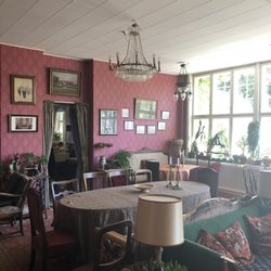 Fru Petersens Café