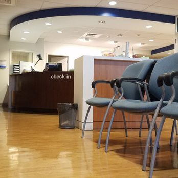 Concentra Medical Center - Lobby and front desk - Urgent Care Near Me - Pinecrest, Florida Concentra Medical Center - Lobby and front desk - Urgent Care Near Me - Pinecrest, Florida